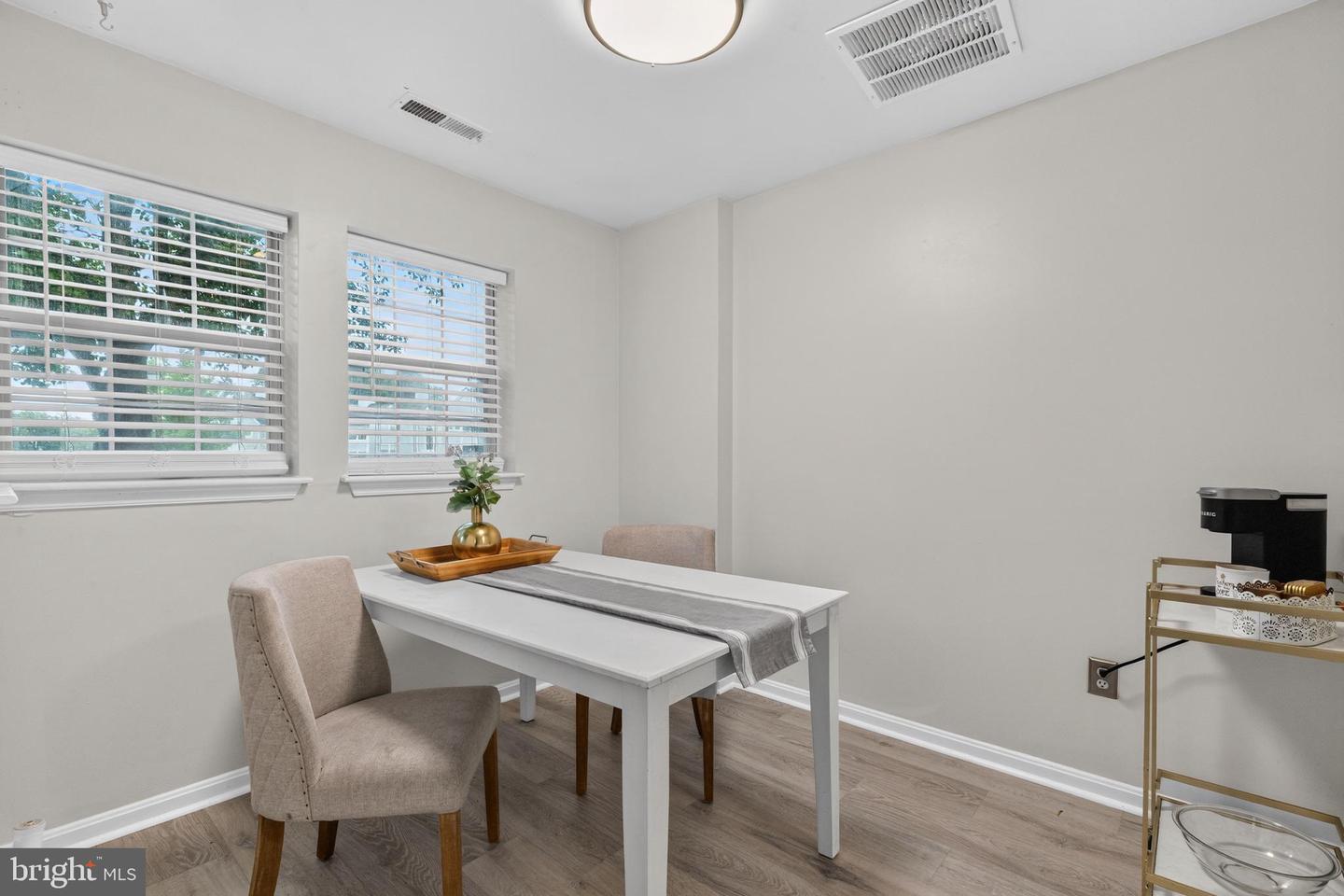 8337 Montgomery Run Rd #D &mdash; Photo 6